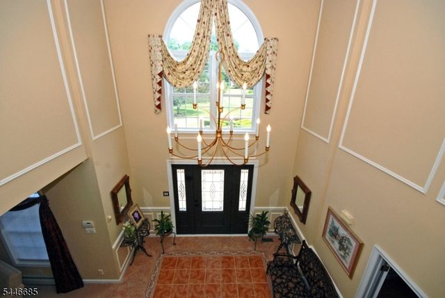 32 Coddington Rd, Readington Twp., NJ 08889