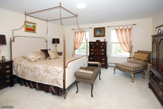 32 Coddington Rd, Readington Twp., NJ 08889