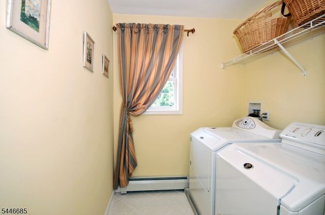 32 Coddington Rd, Readington Twp., NJ 08889