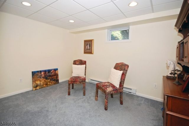 32 Coddington Rd, Readington Twp., NJ 08889