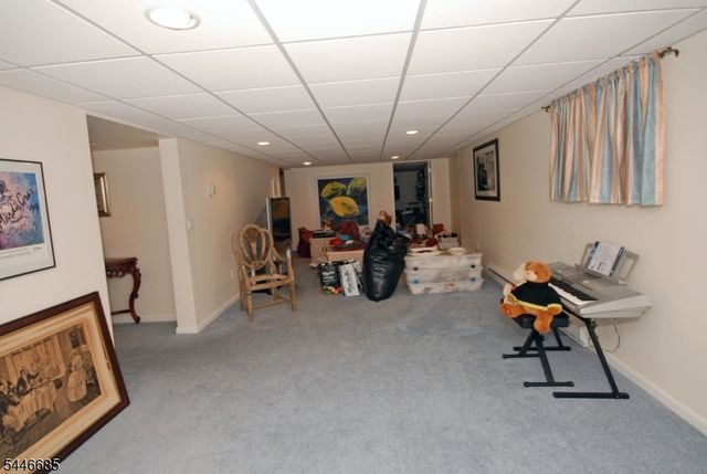 32 Coddington Rd, Readington Twp., NJ 08889