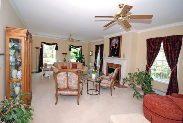 32 Coddington Rd, Readington Twp., NJ 08889