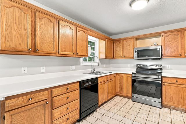 16 Westwood Drive, Candler, NC 28715