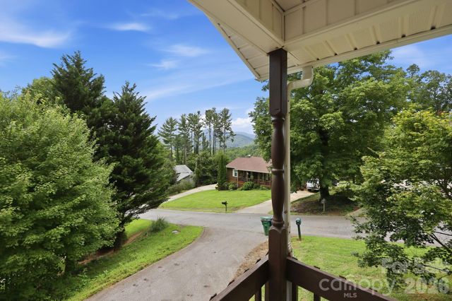 16 Westwood Drive, Candler, NC 28715