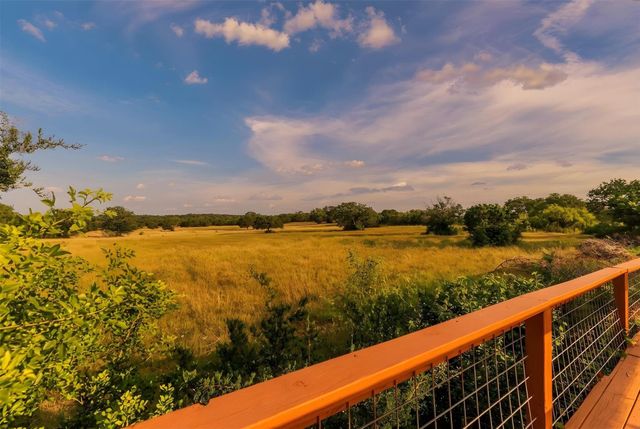 110 N Tanner CT, Burnet, TX 78611