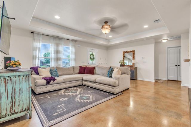 110 N Tanner CT, Burnet, TX 78611