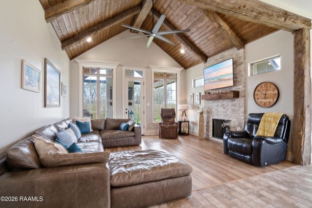 105 Ember Grove Crossing, Lafayette, LA 70508