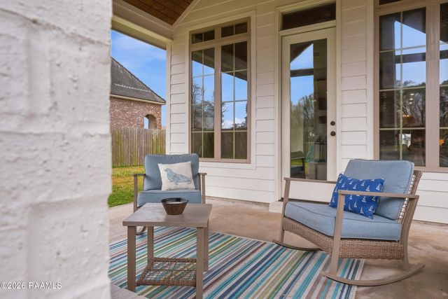 105 Ember Grove Crossing, Lafayette, LA 70508