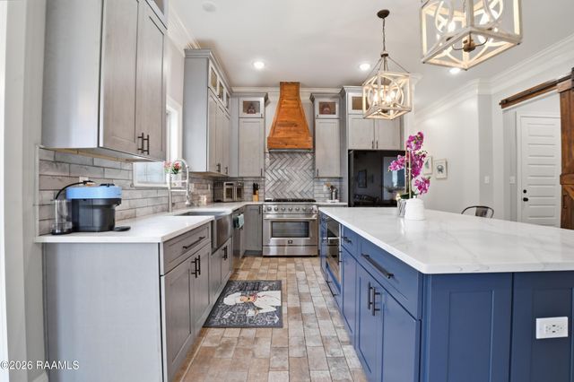 105 Ember Grove Crossing, Lafayette, LA 70508