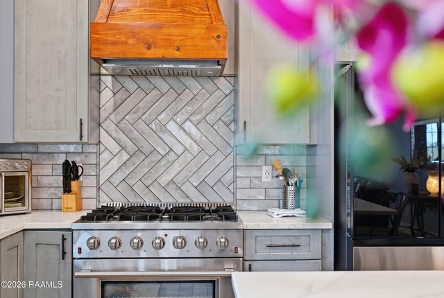 105 Ember Grove Crossing, Lafayette, LA 70508