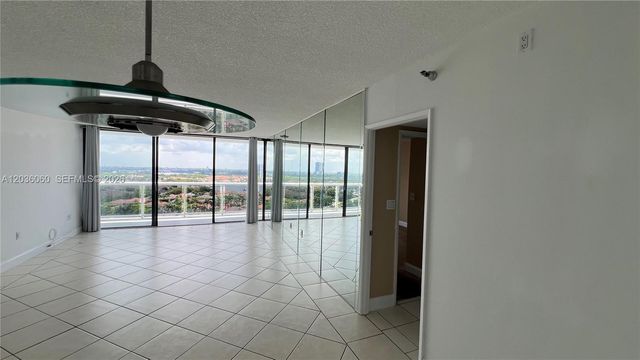 20505 E Country Club Dr 1639, Aventura, FL 33180