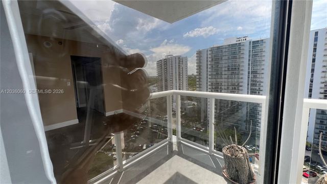 20505 E Country Club Dr 1639, Aventura, FL 33180