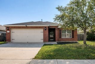 609 Misty Mountain Drive, Fort Worth, TX 76140