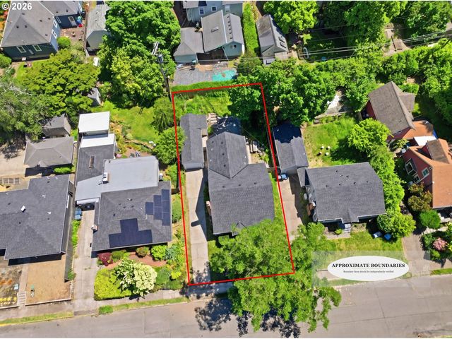2431 NIXON St, Eugene, OR 97403