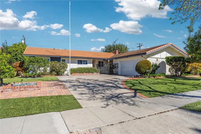 1603 E Chestnut Ave, Orange, CA 92867
