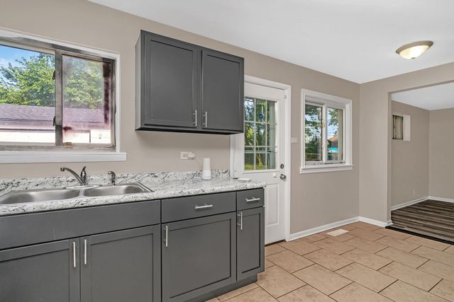 1512 Lincoln Place, Calumet City, IL 60409