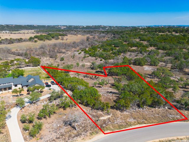 1926 Paradise Pkwy, Canyon Lake, TX 78133