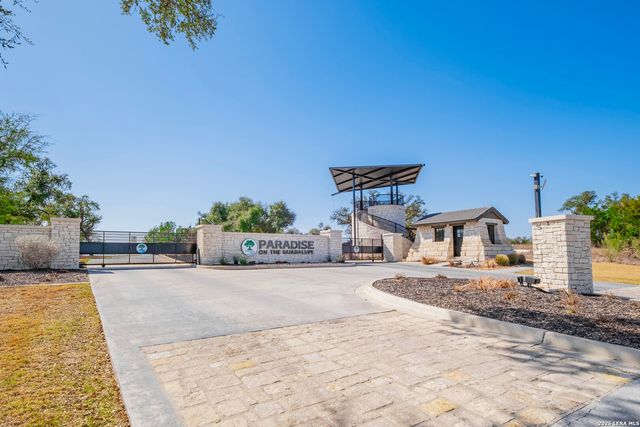 1926 Paradise Pkwy, Canyon Lake, TX 78133