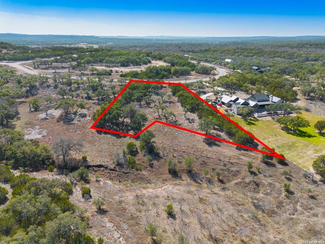 1926 Paradise Pkwy, Canyon Lake, TX 78133