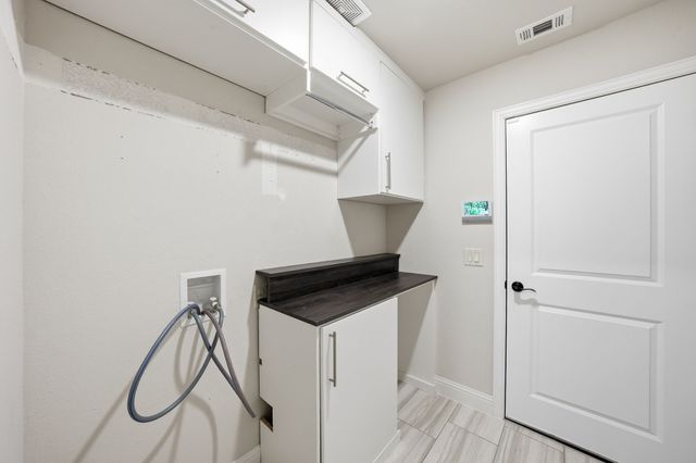 3209 Rosewood Drive, Glenn Heights, TX 75154