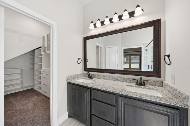 3209 Rosewood Drive, Glenn Heights, TX 75154