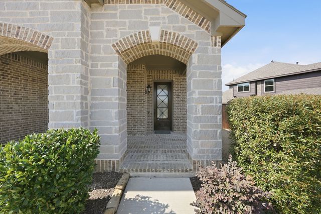 3209 Rosewood Drive, Glenn Heights, TX 75154