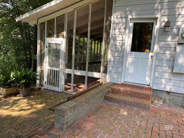 111 Fleming Lane, Brewton, AL 36426