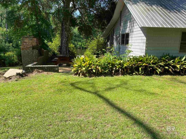 111 Fleming Lane, Brewton, AL 36426