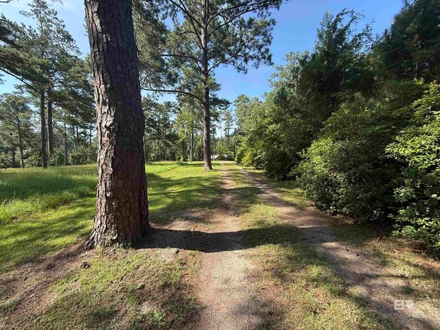 111 Fleming Lane, Brewton, AL 36426