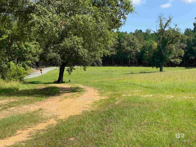 111 Fleming Lane, Brewton, AL 36426