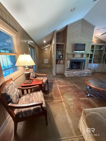 111 Fleming Lane, Brewton, AL 36426