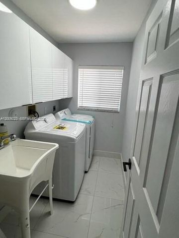 1970 NW 178th Ter, Pembroke Pines, FL 33029
