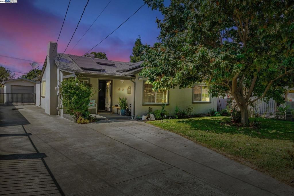 1127 Madera Ave, Menlo Park, CA 94025