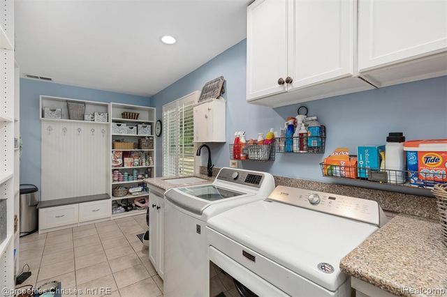32765 Eastlady Drive, Beverly Hills, MI 48025