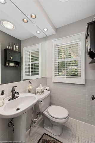 32765 Eastlady Drive, Beverly Hills, MI 48025