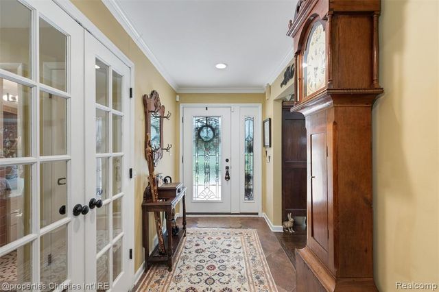 32765 Eastlady Drive, Beverly Hills, MI 48025