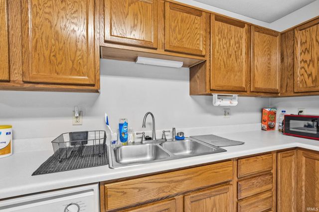 1540 Freedom Street, Huntington, IN 46750