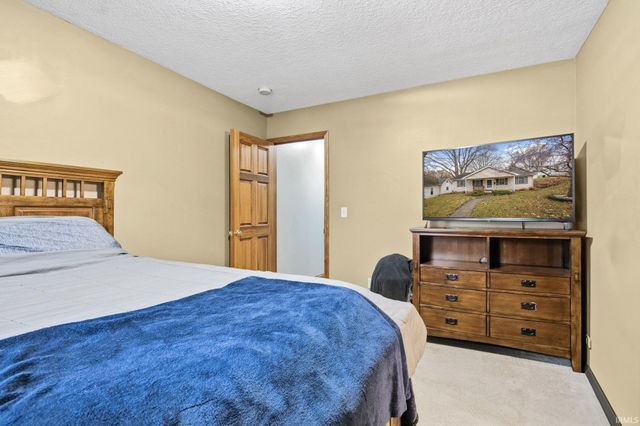 1540 Freedom Street, Huntington, IN 46750