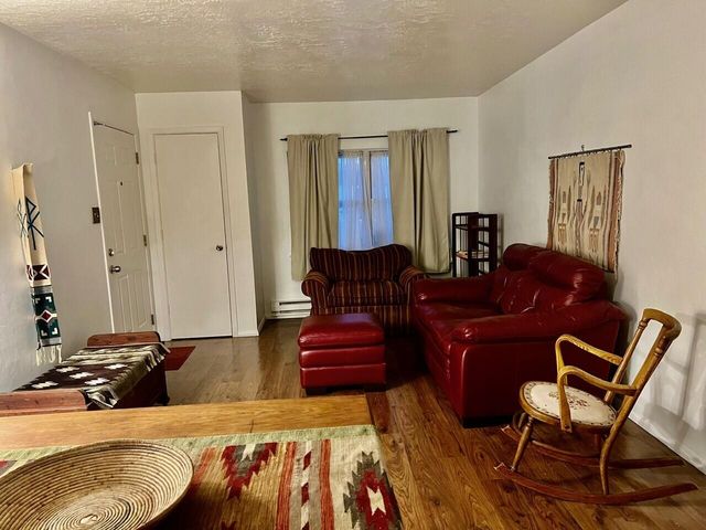 6028 Landry Avenue NW, Albuquerque, NM 87120