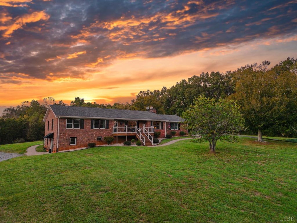 2287 Johnson Creek Road, Evington, VA 24550