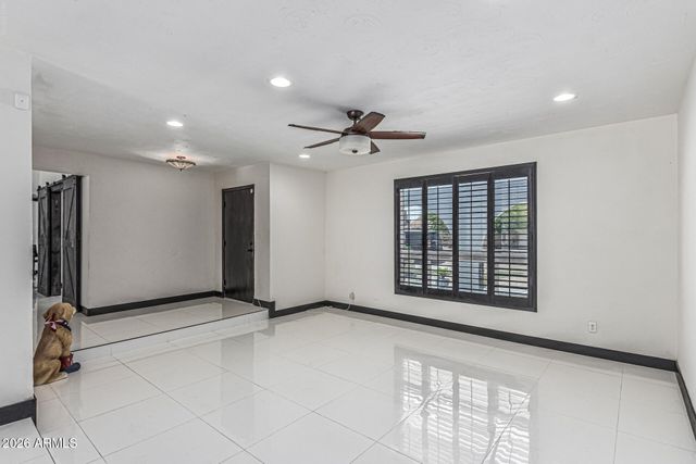 4020 W Anderson Drive, Glendale, AZ 85308