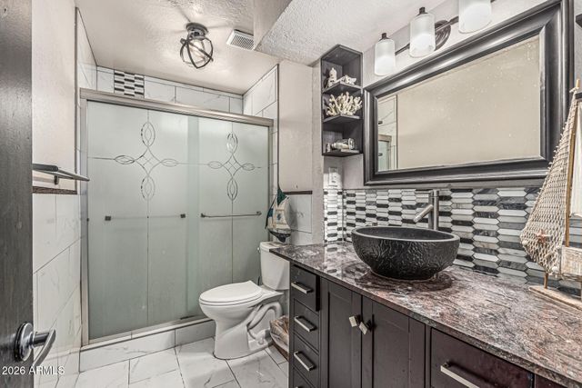 4020 W Anderson Drive, Glendale, AZ 85308
