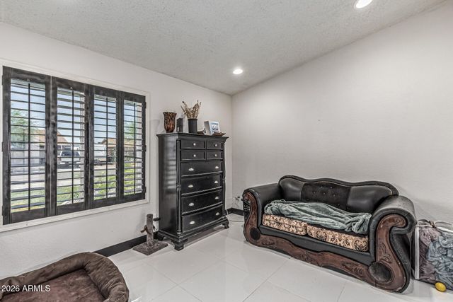4020 W Anderson Drive, Glendale, AZ 85308