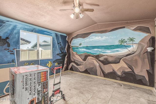 4020 W Anderson Drive, Glendale, AZ 85308