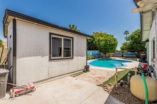 4020 W Anderson Drive, Glendale, AZ 85308