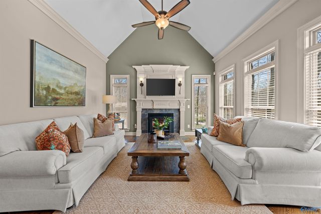 10 Bluff View Drive SE, Huntsville, AL 35803