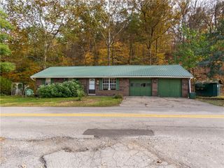 1931 Bills Creek Road, Winfield, WV 25213