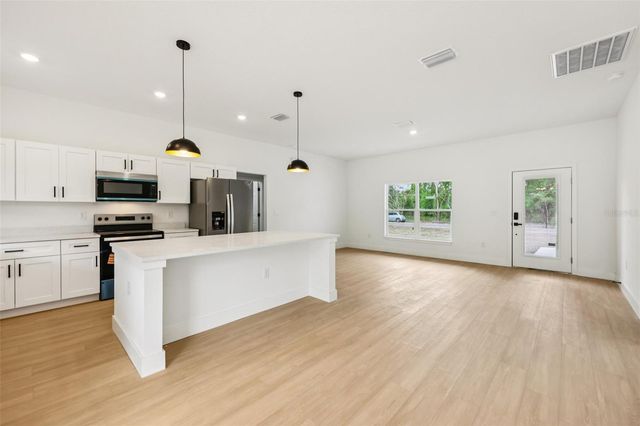 15479 SE 115 PLACE ROAD, Ocklawaha, FL 32179