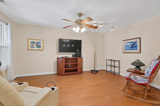 156 Oak Leaf Dr., Longs, SC 29568