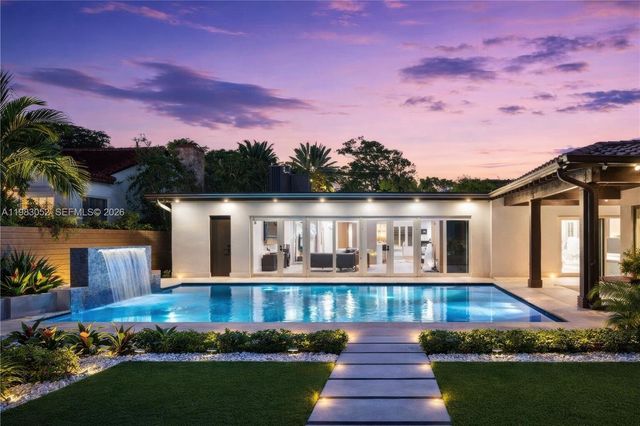 1560 Cleveland Rd, Miami Beach, FL 33141